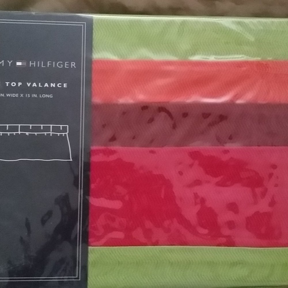 Tommy Hilfiger Top Valance
